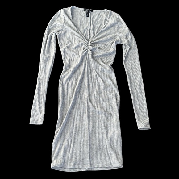 Forever 21 Tee Dress 🖤 - Picture 2 of 2